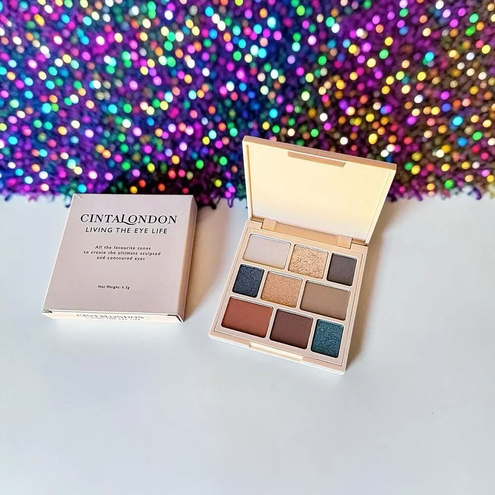 CINTA LONDON Eyeshadow Palette in Living The Eye Life 6.5 g New in Box